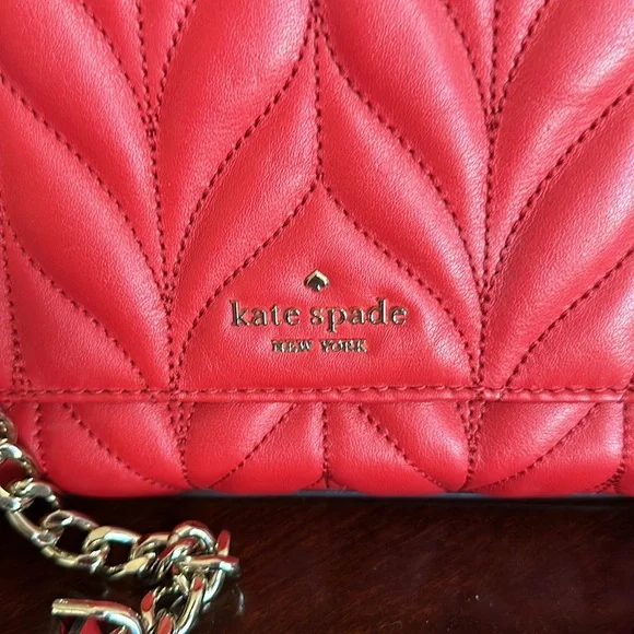 💥💥SOLD💥💥Beautiful Kate Spade Crossbody - Picture 3 of 4